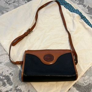 **Authentic** Vintage 90s Classic  Dooney and Burke Crossbody Bag